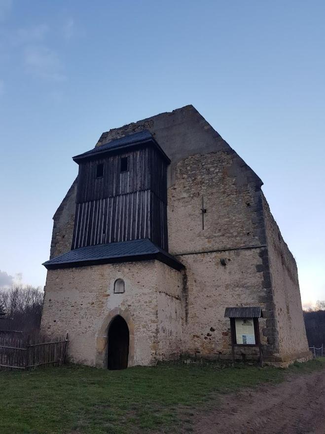 Schupplerova Vila Hostejn Bagian luar foto